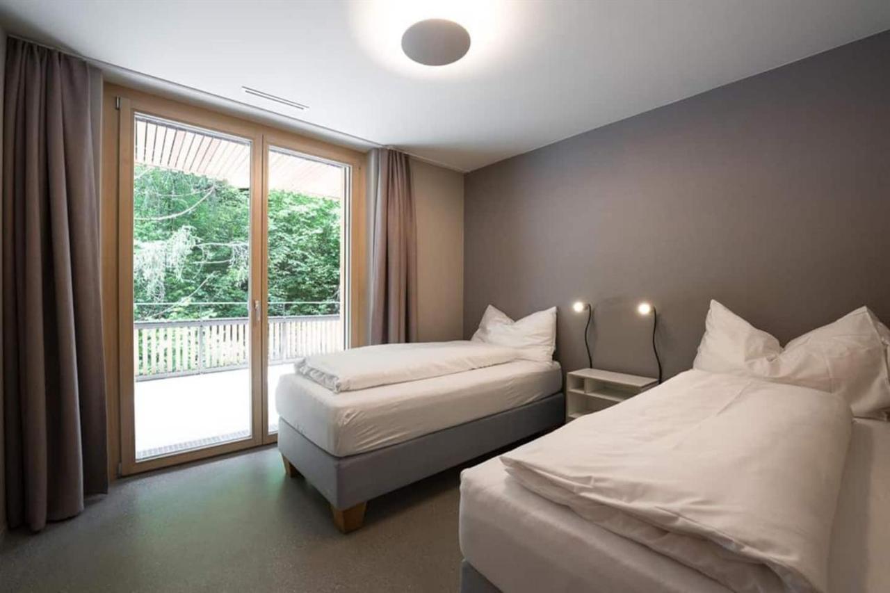 Ferienwohnung 3,5 Zimmer Direkt An Ski- Und Bikepiste فيلمز المظهر الخارجي الصورة