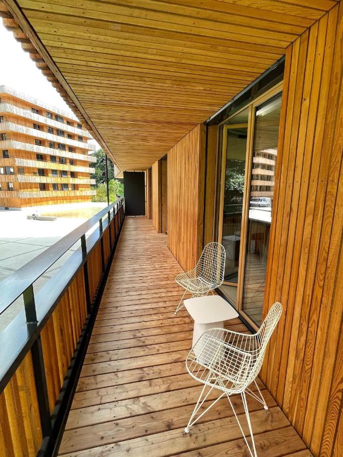 Ferienwohnung 3,5 Zimmer Direkt An Ski- Und Bikepiste فيلمز المظهر الخارجي الصورة